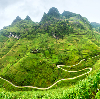 Supply,Lines,Of,Ma,Pi,Leng,Pass,Rugged,Northwest,Vietnam's