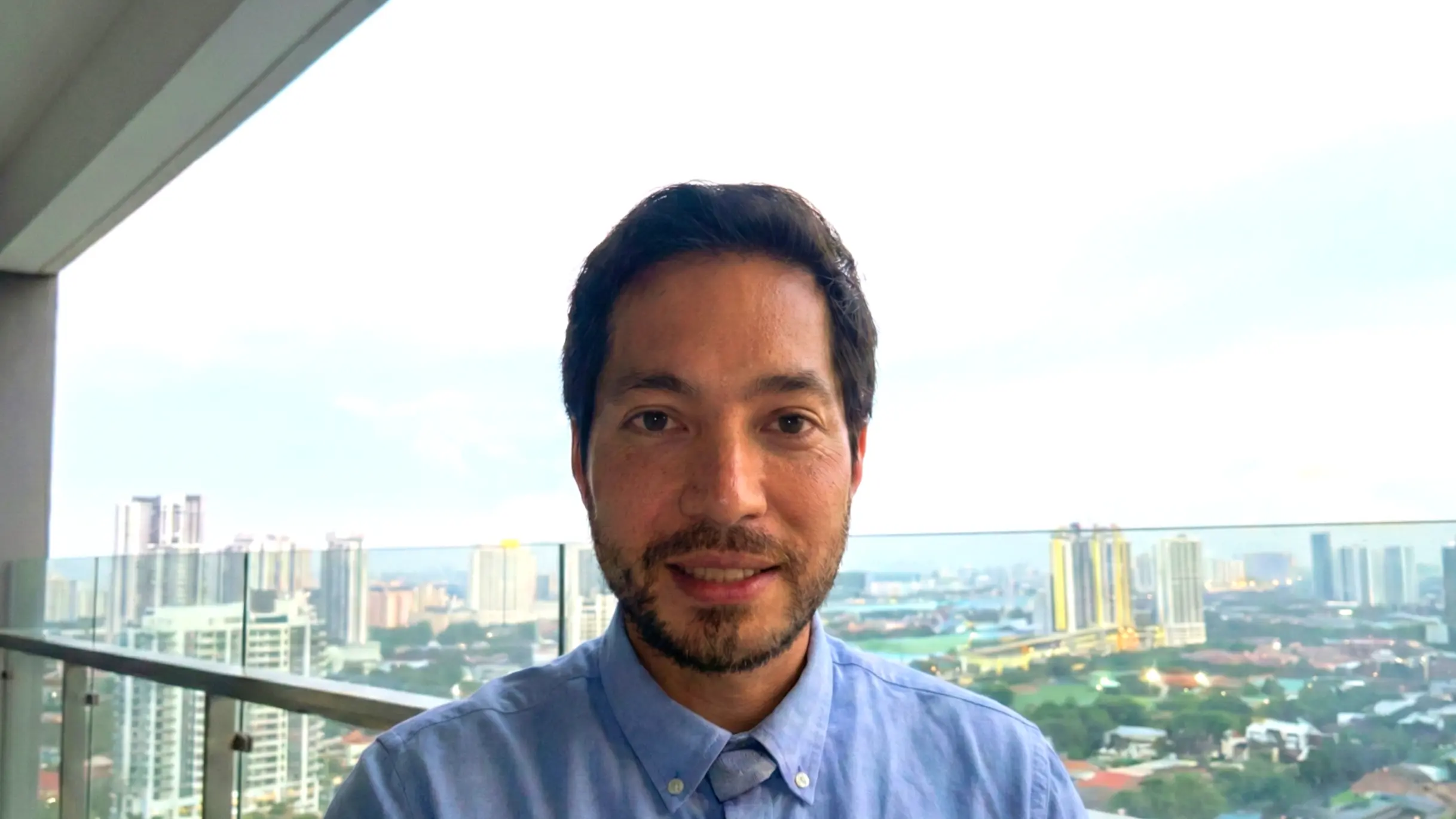 Robert reviews the myTEFL 120-hour course, citing a salary boost and job offer in Taiwan despite having 8 years of prior teaching experience.